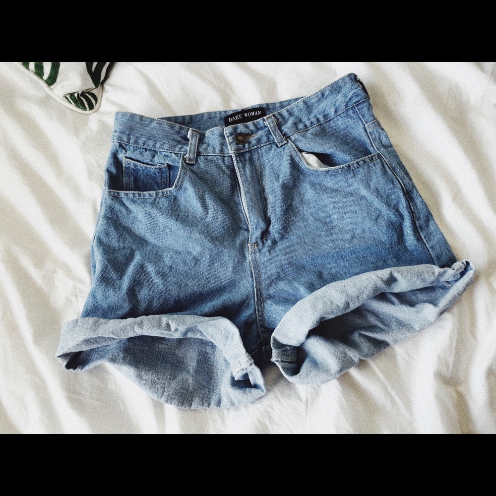 High-wasted shorts || ROMWE